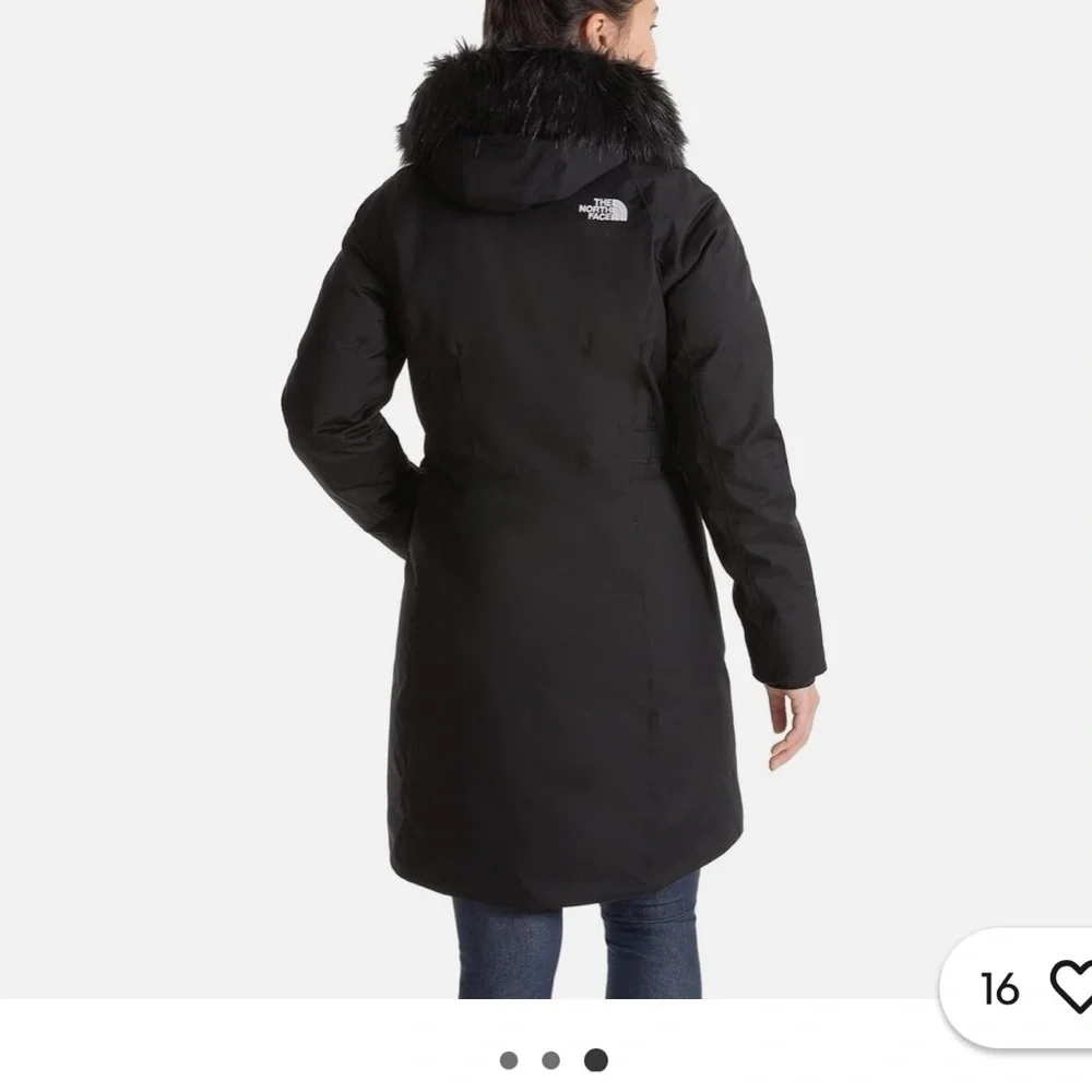 The North Face Women's Arctic Parka - Picture 5 of 11